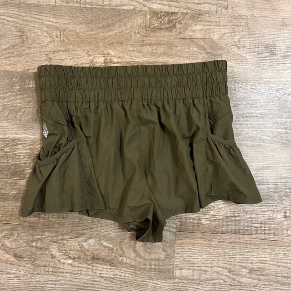 Free People Movement Get your flirt on shorts - Picture 3 of 3